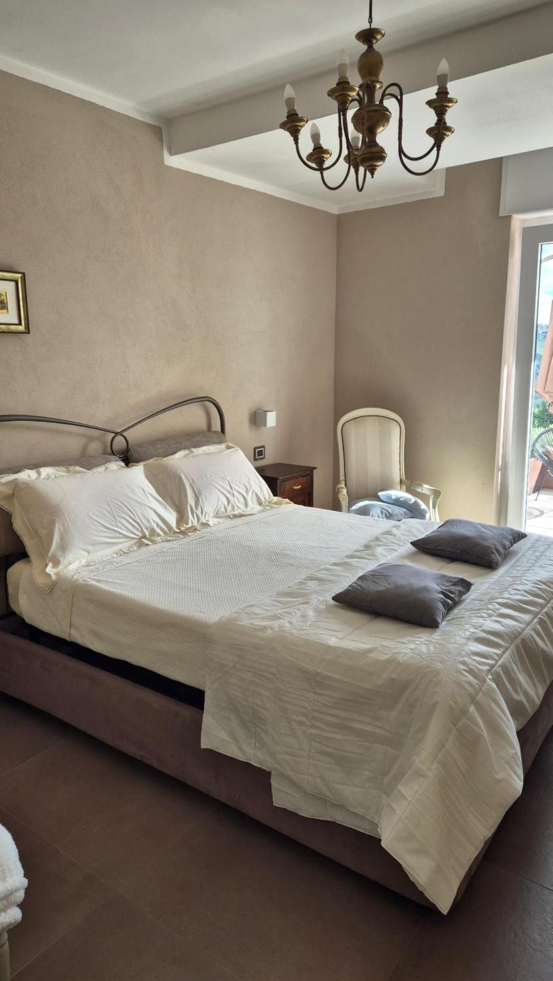 Appartamento Cicci House Alba  Esterno foto